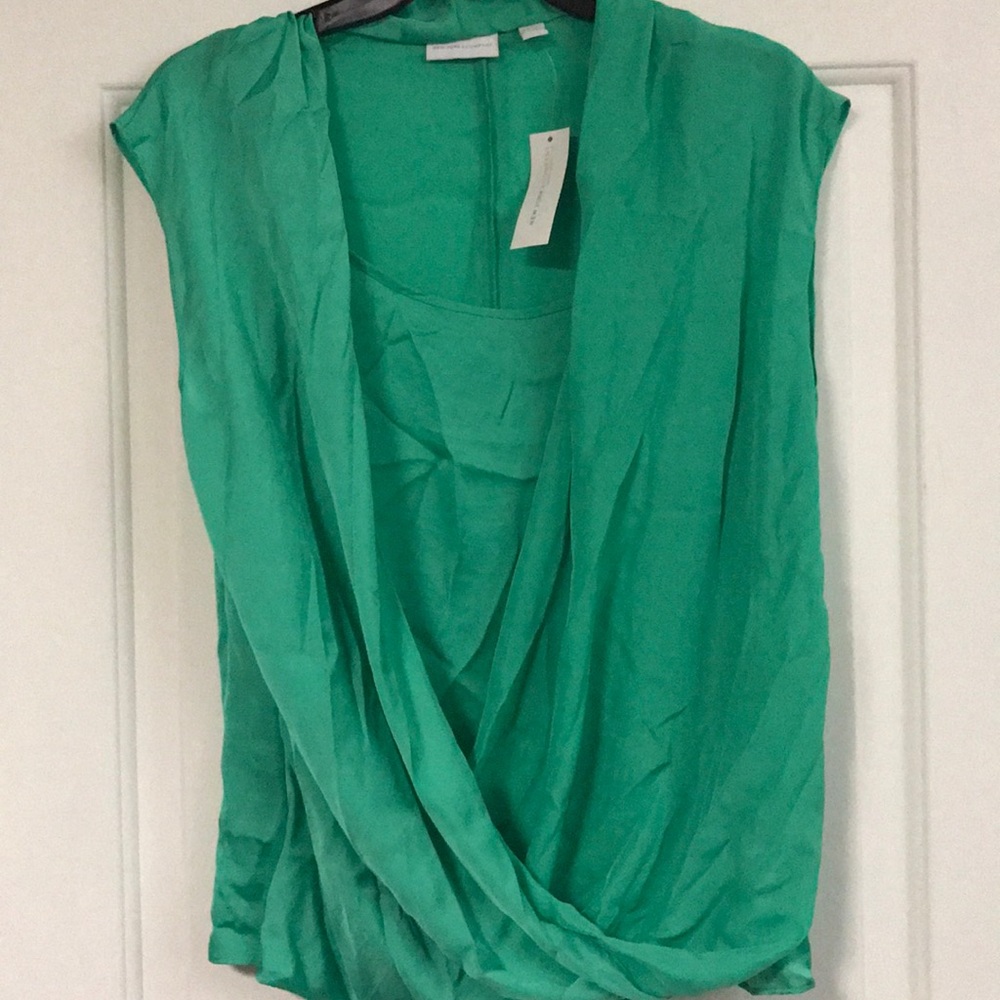 🔴 Offers Accepted 🔴 draped green blouse
